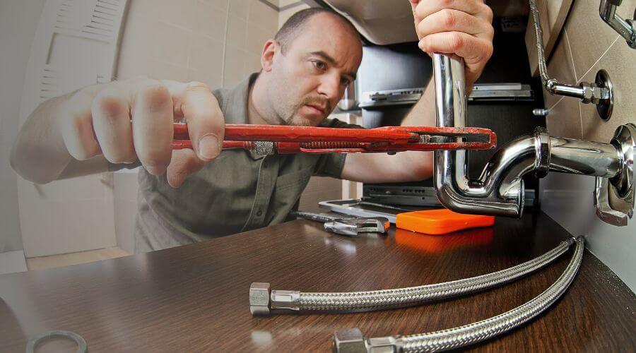 Local expert plumbing services in Walkerton, IN